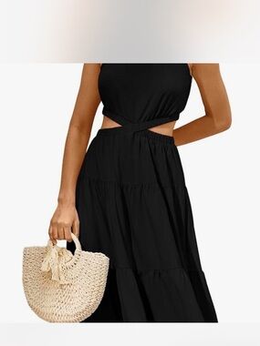 Chic Black Cutout Tiered Maxi Dress